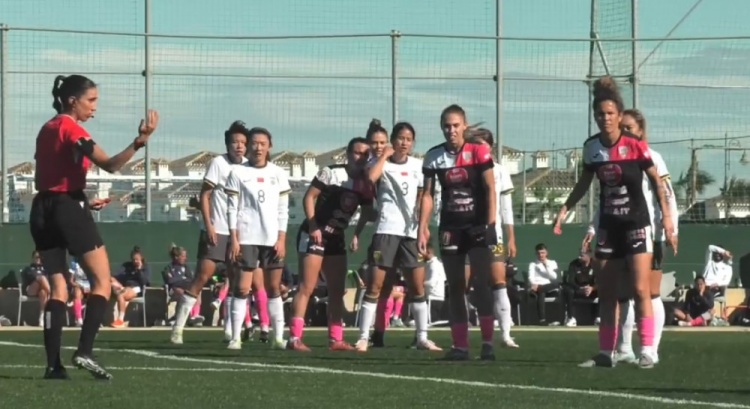  唐佳麗梅開二度、邵子欽破門，中國女足3-2擊敗Alhama俱樂部女足