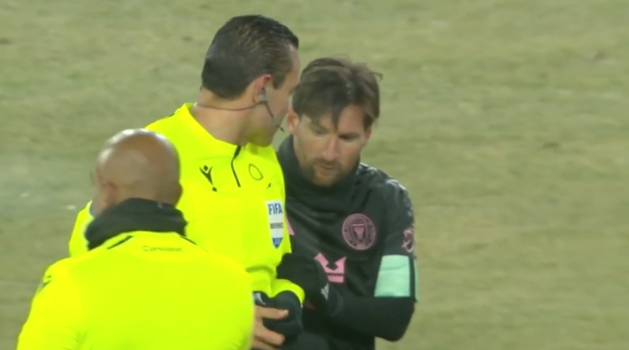  賽后向梅西要簽名！ESPN：墨西哥裁判被停哨半年，再犯無限期停哨