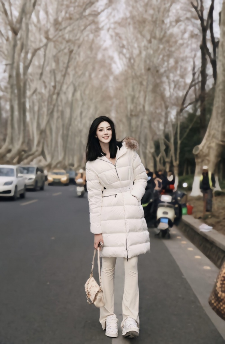 煙雨下江南！卓識(shí)游南京：卿言一句梧桐美 吾種梧桐滿京城