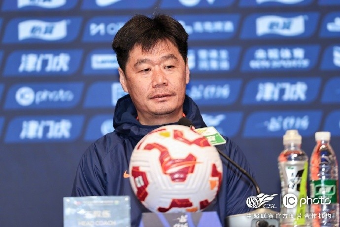  李霄鵬：希望明天比賽能打出一些新的東西，取得一個(gè)好的結(jié)果