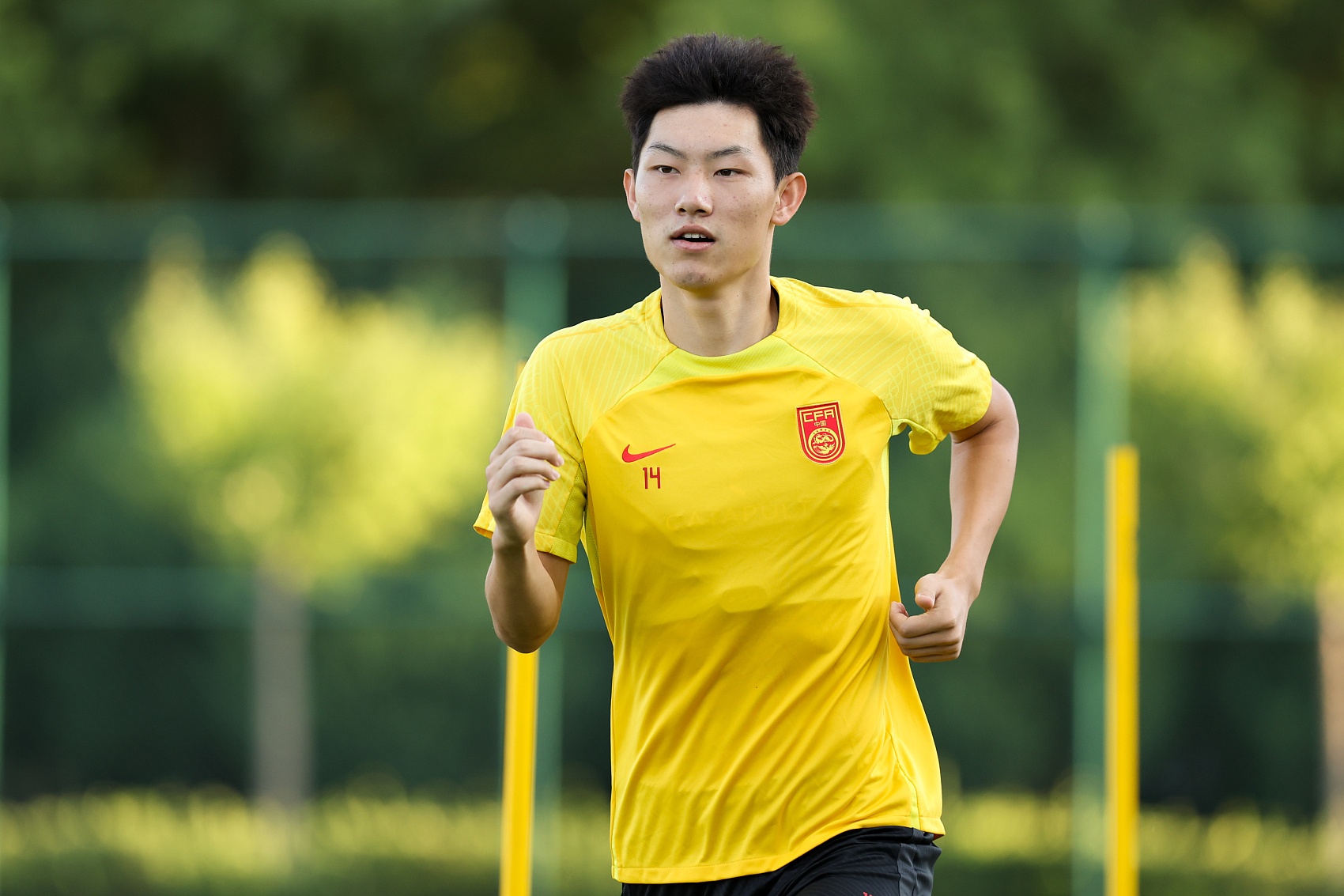  魯媒：泰山隊(duì)抵達(dá)梅州五外援齊整，四名國腳可出戰(zhàn)史松宸隨隊(duì)