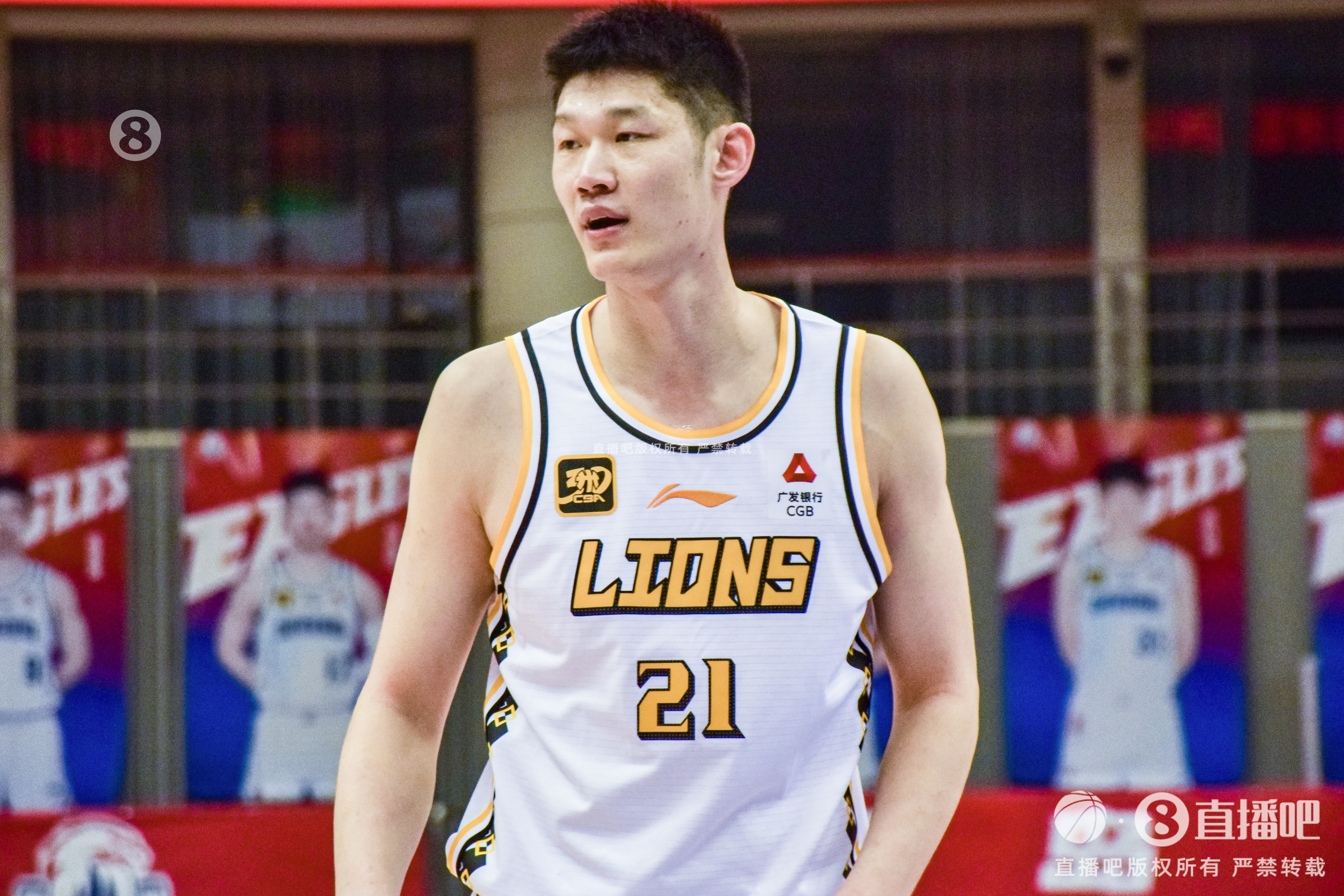  15僅中4！孔德昕：孫銘徽傷缺 胡金秋打出了生涯最低效一戰(zhàn)